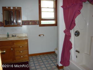 3740 E Reading, Osseo, MI 49266 photo 8