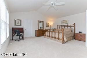 60 Fox Point Ct NE, Ada, MI 49301 photo 18
