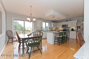 60 Fox Point Ct NE, Ada, MI 49301 photo 7