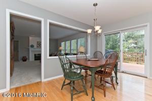 60 Fox Point Ct NE, Ada, MI 49301 photo 9