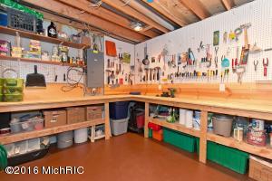60 Fox Point Ct NE, Ada, MI 49301 photo 30
