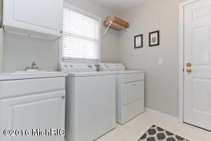 60 Fox Point Ct NE, Ada, MI 49301 photo 14