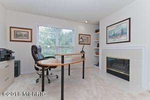 60 Fox Point Ct NE, Ada, MI 49301 photo 13