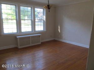 785 S Washington St, Constantine, MI 49042 photo 9