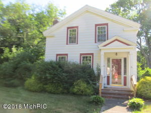 785 S Washington St, Constantine, MI 49042 photo 1