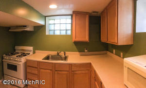 4986 Red Pine Dr, Grant, MI 49327 photo 8