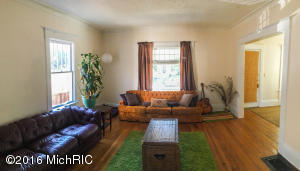 4986 Red Pine Dr, Grant, MI 49327 photo 4