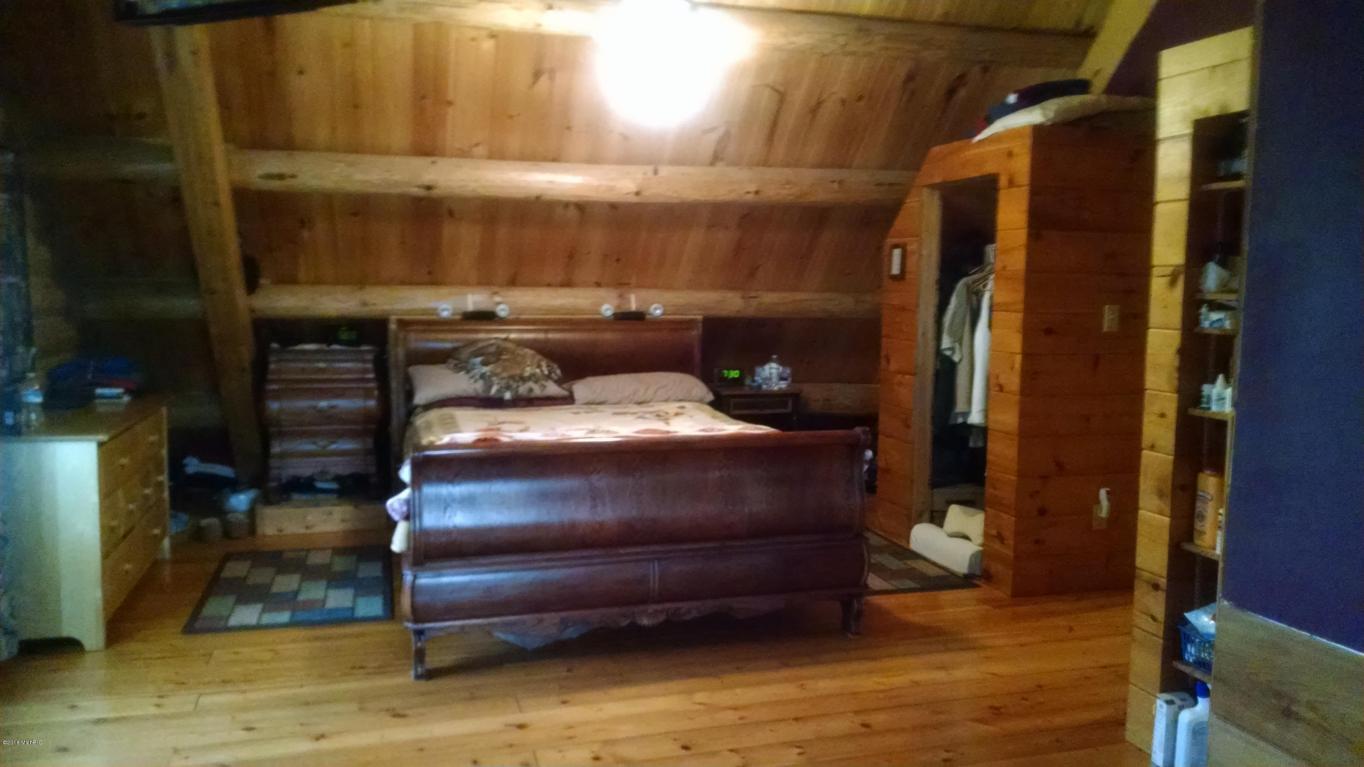 3688 S Ferris Rd, Sumner, MI 48889 photo 9