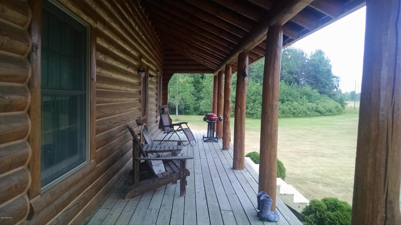 3688 S Ferris Rd, Sumner, MI 48889 photo 20