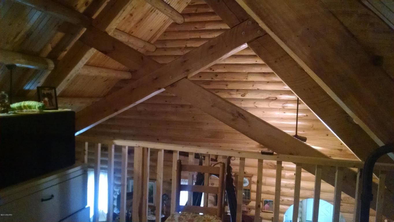 3688 S Ferris Rd, Sumner, MI 48889 photo 14