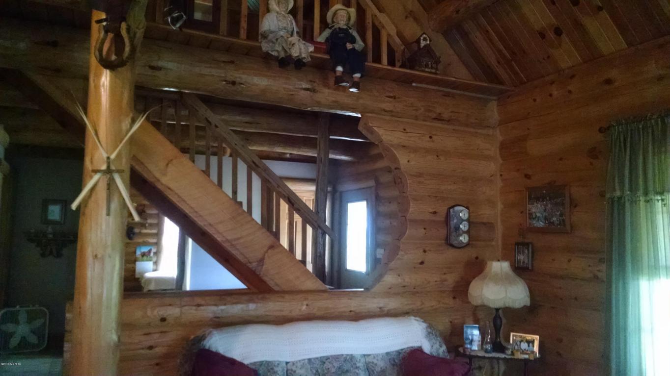 3688 S Ferris Rd, Sumner, MI 48889 photo 15