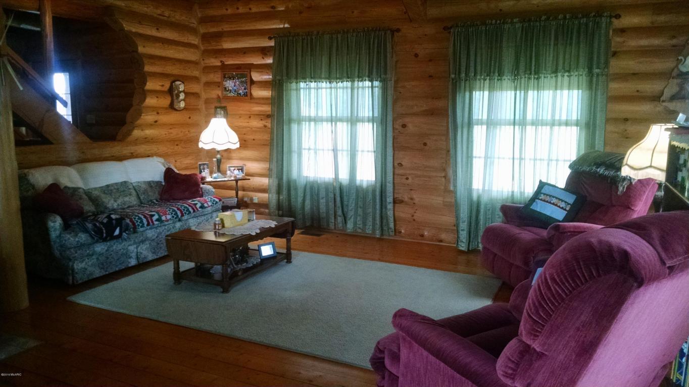 3688 S Ferris Rd, Sumner, MI 48889 photo 5