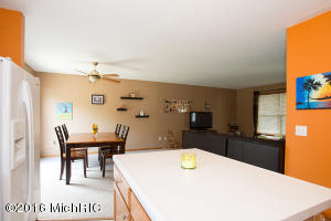 915 E Bridge St, Plainwell, MI 49080 photo 12