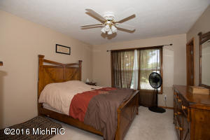 915 E Bridge St, Plainwell, MI 49080 photo 16