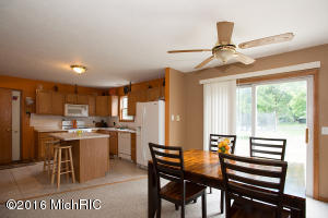 915 E Bridge St, Plainwell, MI 49080 photo 9