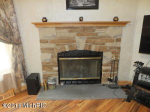 619 54th St, Pullman, MI 49450 photo 6