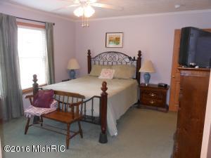 508 Clark St, Buchanan, MI 49107 photo 19
