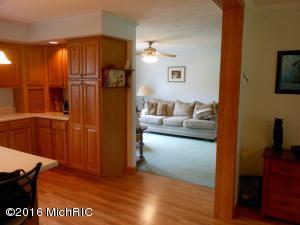 508 Clark St, Buchanan, MI 49107 photo 12