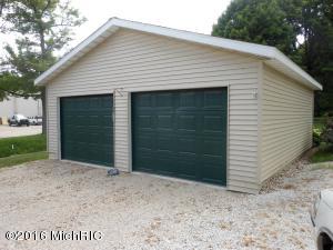 508 Clark St, Buchanan, MI 49107 photo 7