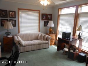 508 Clark St, Buchanan, MI 49107 photo 20