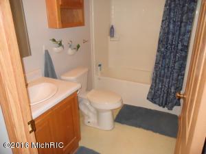 508 Clark St, Buchanan, MI 49107 photo 22