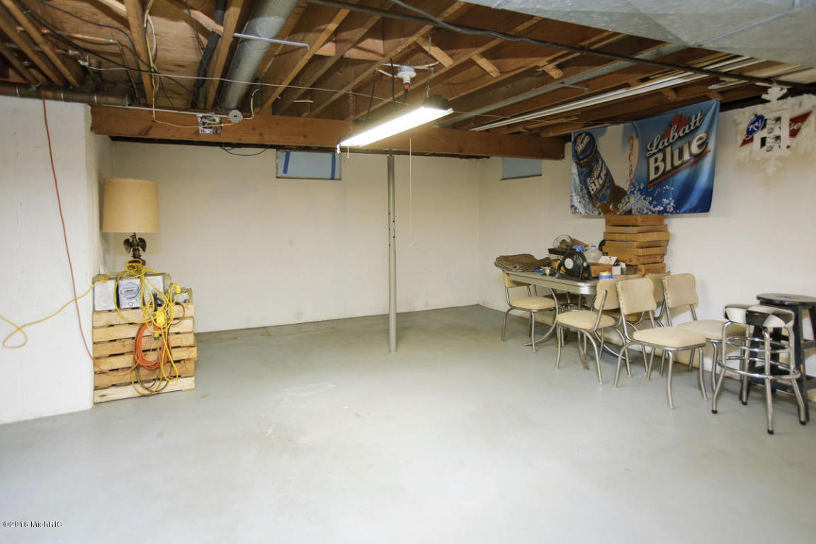 901 Bates Ave, Three Rivers, MI 49093 photo 19
