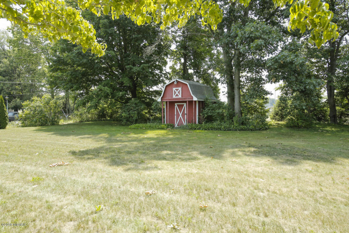 901 Bates Ave, Three Rivers, MI 49093 photo 21