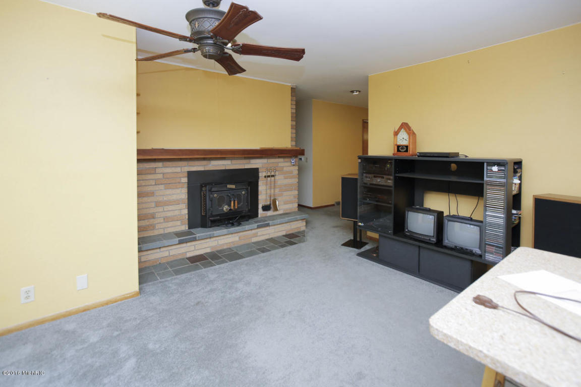 901 Bates Ave, Three Rivers, MI 49093 photo 10