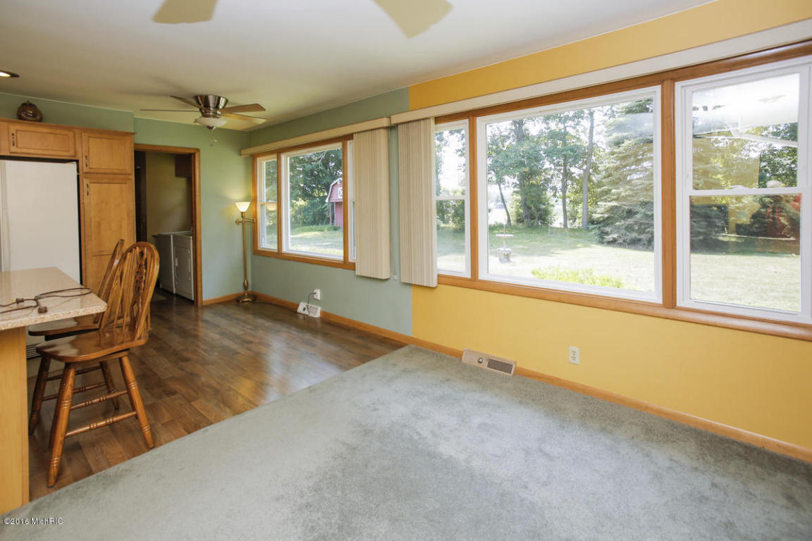 901 Bates Ave, Three Rivers, MI 49093 photo 9