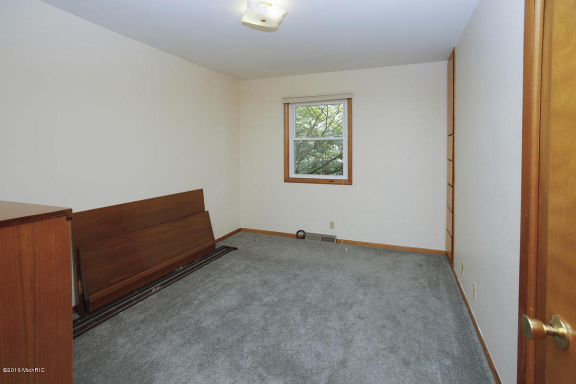 901 Bates Ave, Three Rivers, MI 49093 photo 13