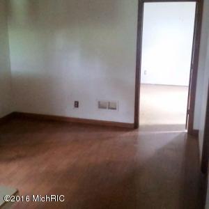 17120 Roys Rd, Constantine, MI 49042 photo 4
