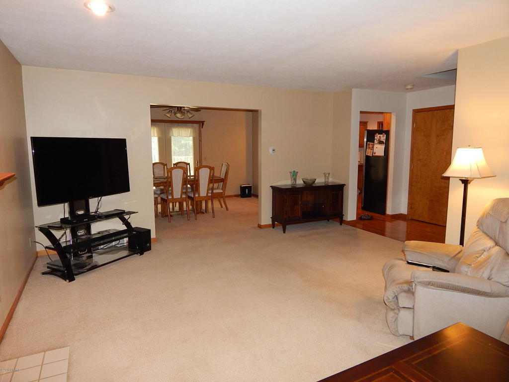 56445 Puma Dr, Three Rivers, MI 49093 photo 7