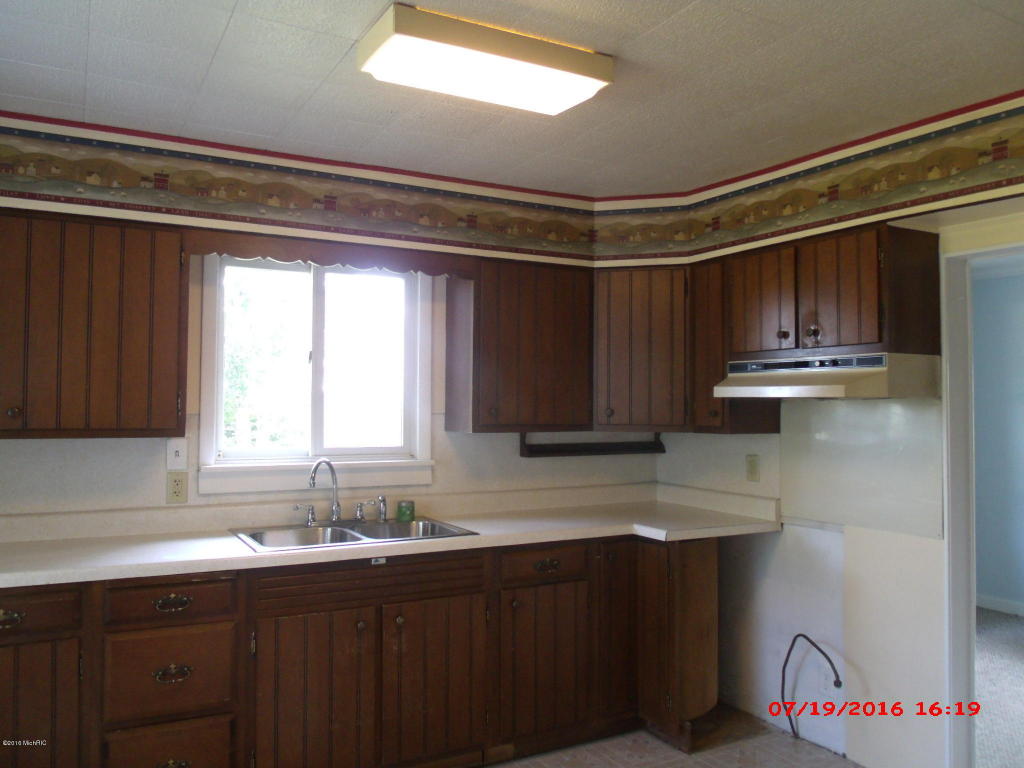 37907 68th, Covert, MI 49043 photo 3