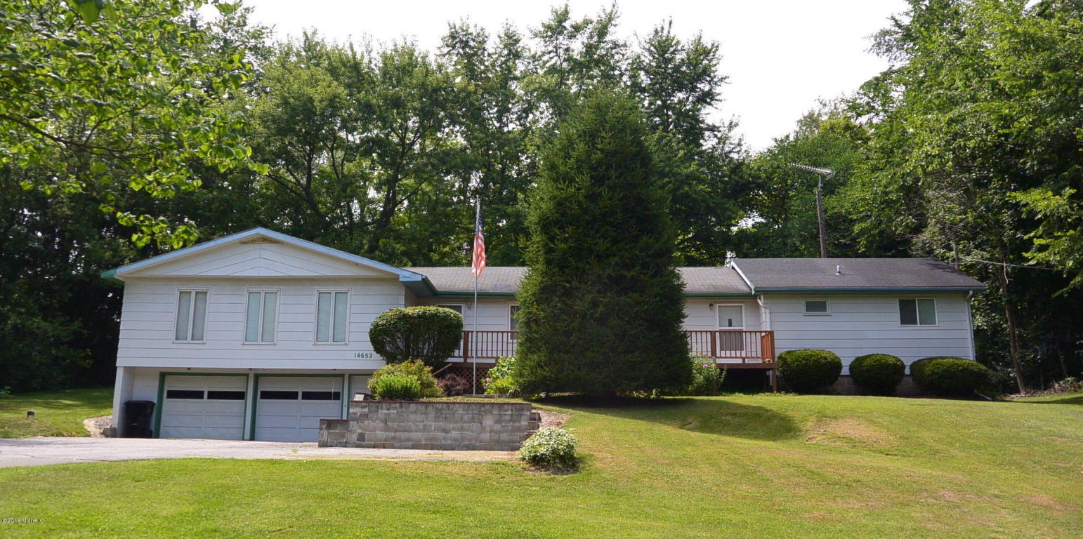 14652 N Main St, Buchanan, MI 49107 photo 1