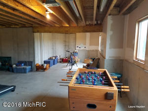 1370 6th St, Belding, MI 48809 photo 39