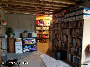 1370 6th St, Belding, MI 48809 photo 36