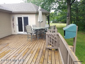 1370 6th St, Belding, MI 48809 photo 7