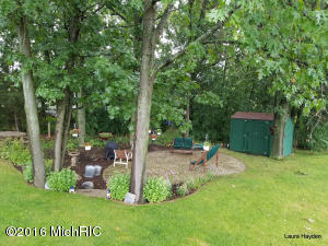 1370 6th St, Belding, MI 48809 photo 8