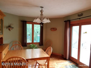 1370 6th St, Belding, MI 48809 photo 23