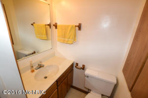 91 Ecklund Ave, Sparta, MI 49345 photo 12