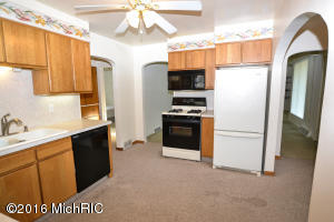 91 Ecklund Ave, Sparta, MI 49345 photo 14