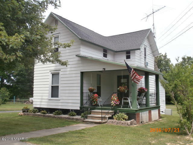 402 W Silver St, Reading, MI 49274 photo 1