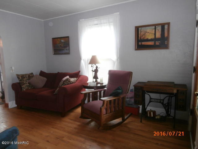 402 W Silver St, Reading, MI 49274 photo 19