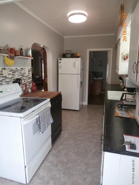 402 W Silver St, Reading, MI 49274 photo 14