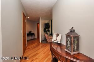 3555 Maple Leaf Ln, Hamilton, MI 49419 photo 3
