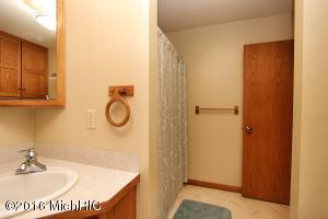 3555 Maple Leaf Ln, Hamilton, MI 49419 photo 19