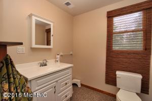 3555 Maple Leaf Ln, Hamilton, MI 49419 photo 27