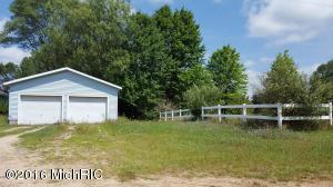 4535 E 1 Mile Rd, White Cloud, MI 49349 photo 11