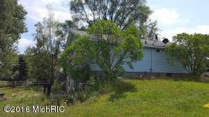 4535 E 1 Mile Rd, White Cloud, MI 49349 photo 4