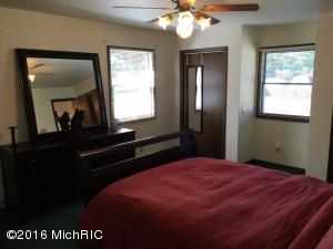 1316 Jupiter Dr, Plainwell, MI 49080 photo 25